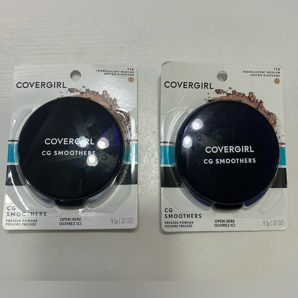 NOT FOR SALE ANY LONGER NEW CoverGirl CG Smoothers Pressed Powder #715 med